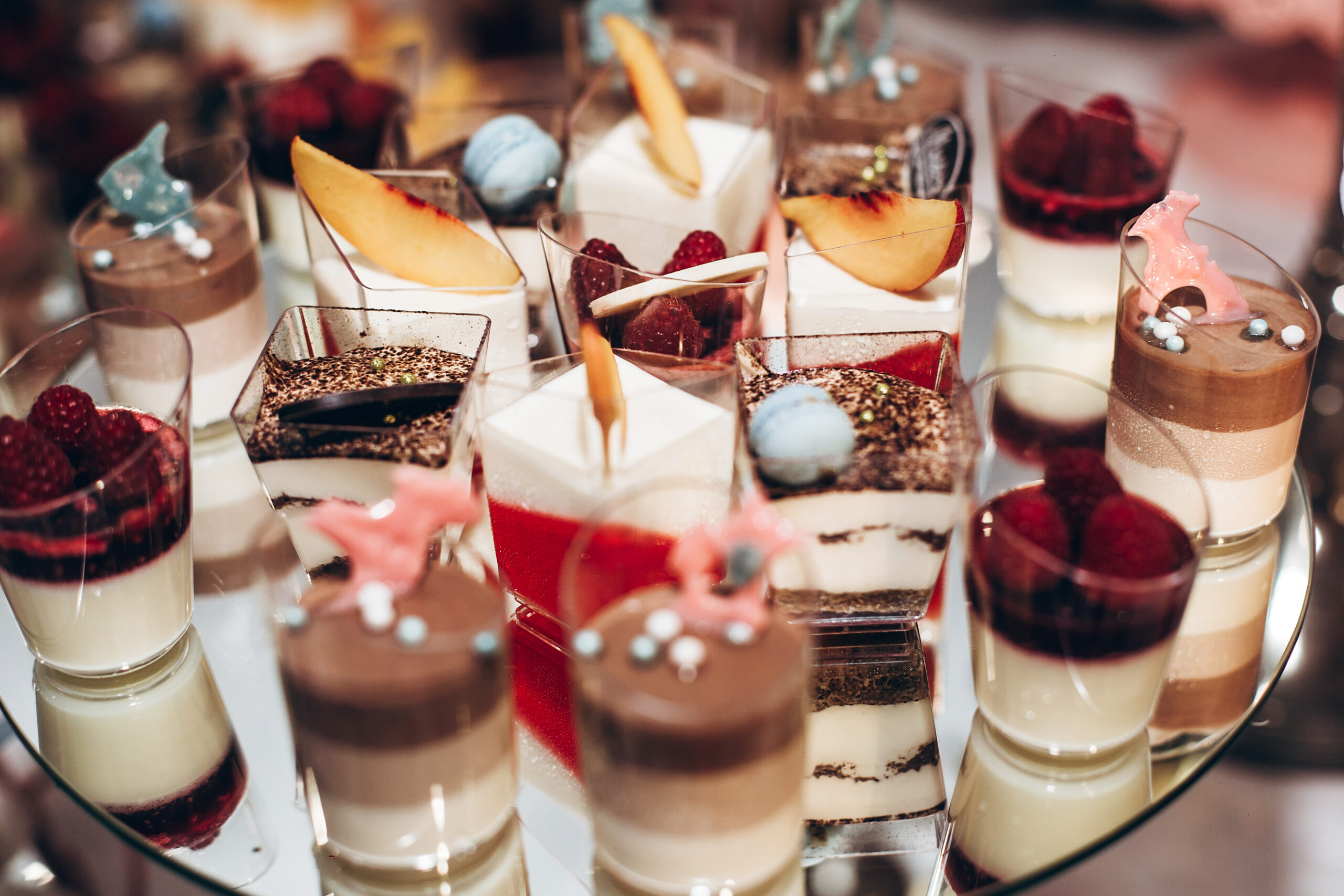 Benefits of Hiring a Dessert Service
